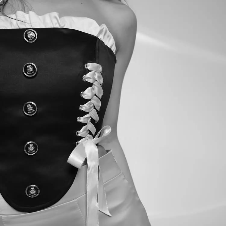 Corset & Skirt Duo — look 3